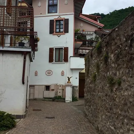 Sovrana Lägenhet Trento